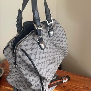 Micheal Kors Bag